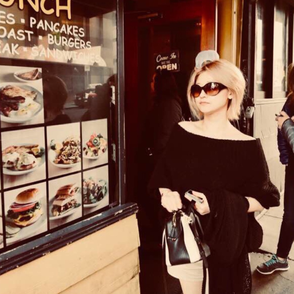 Meet your Posher, NOALIPA